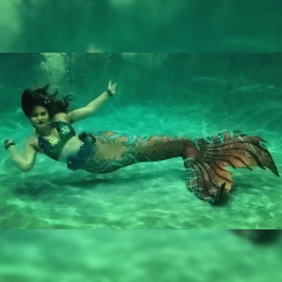 Meet Christiána! 🧜🏻♀️ - Picture 2 of 16